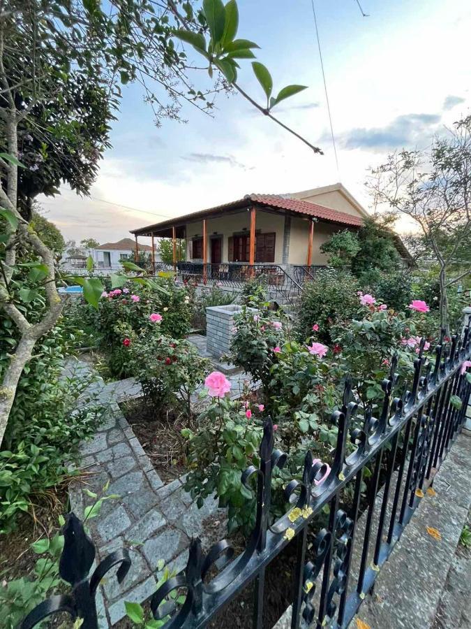 Valsamo Luxury Cottage Chaidefto Eksteriør bilde