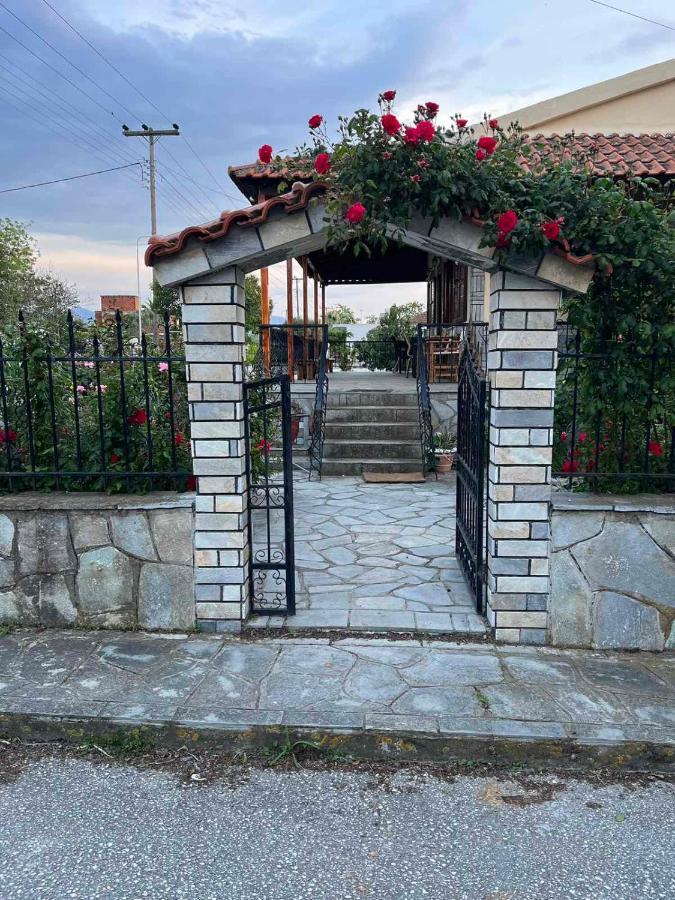 Valsamo Luxury Cottage Chaidefto Eksteriør bilde
